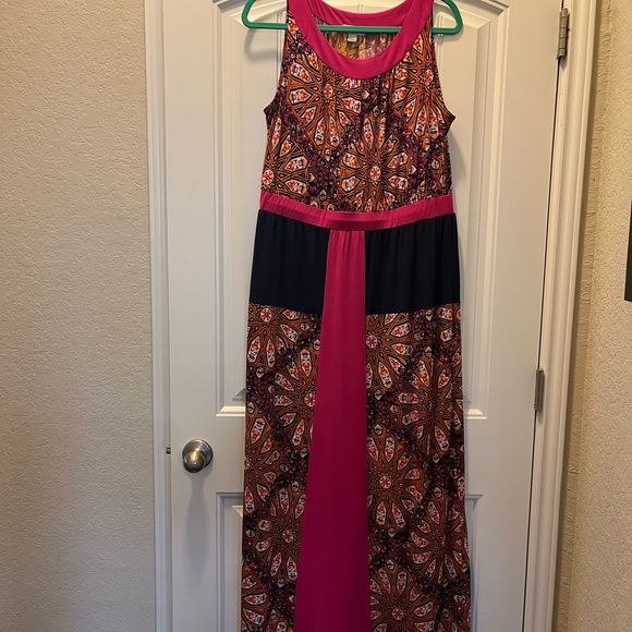 One World maxi dress - Picture 1 of 3